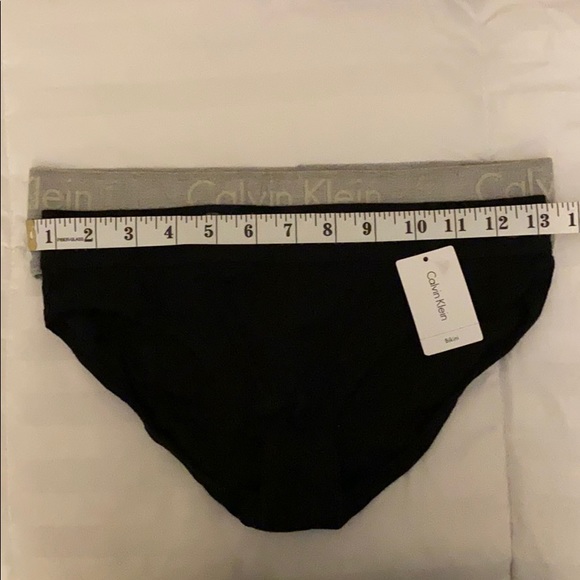 Calvin Klein Bikini. - Picture 5 of 5